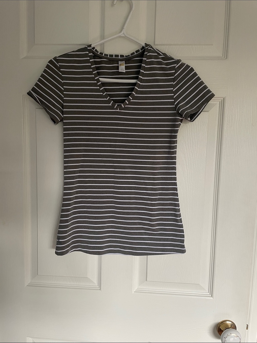 Women's Gray & White Striped V-Neck Tee